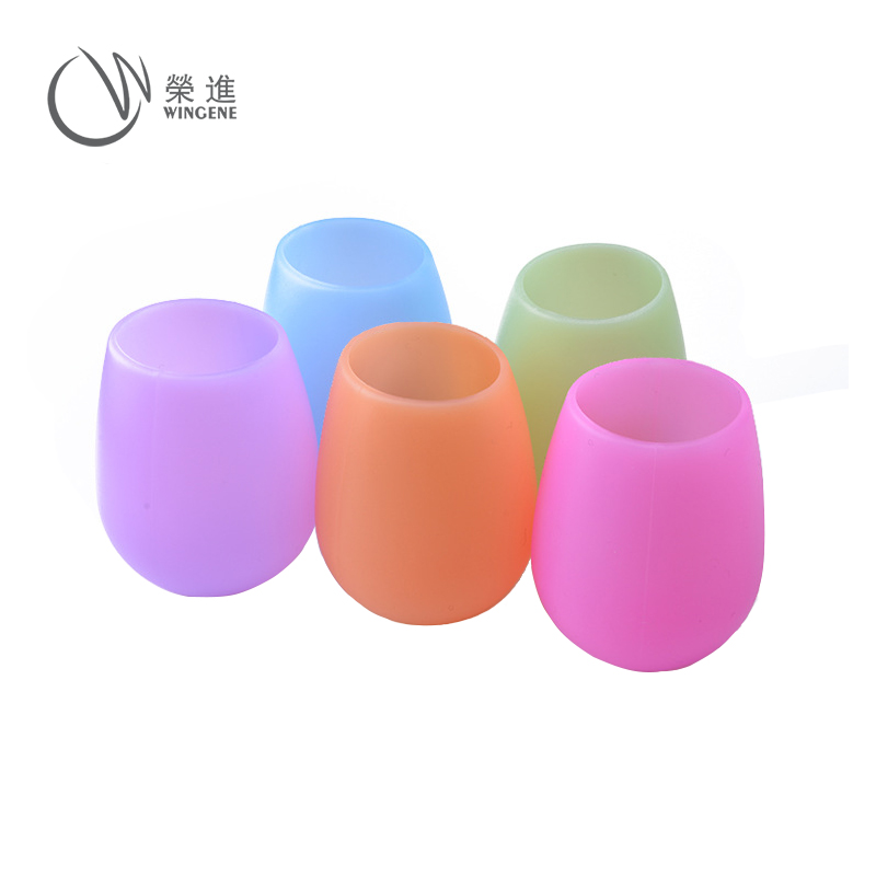 糖果色硅胶红酒杯|便捷携带旅行防滑创意日常用品酒杯-深圳荣进