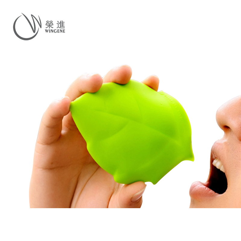 硅胶饮水口杯|便携户外旅行创意折叠水杯|硅胶树叶杯-深圳硅胶杯定制加工厂家