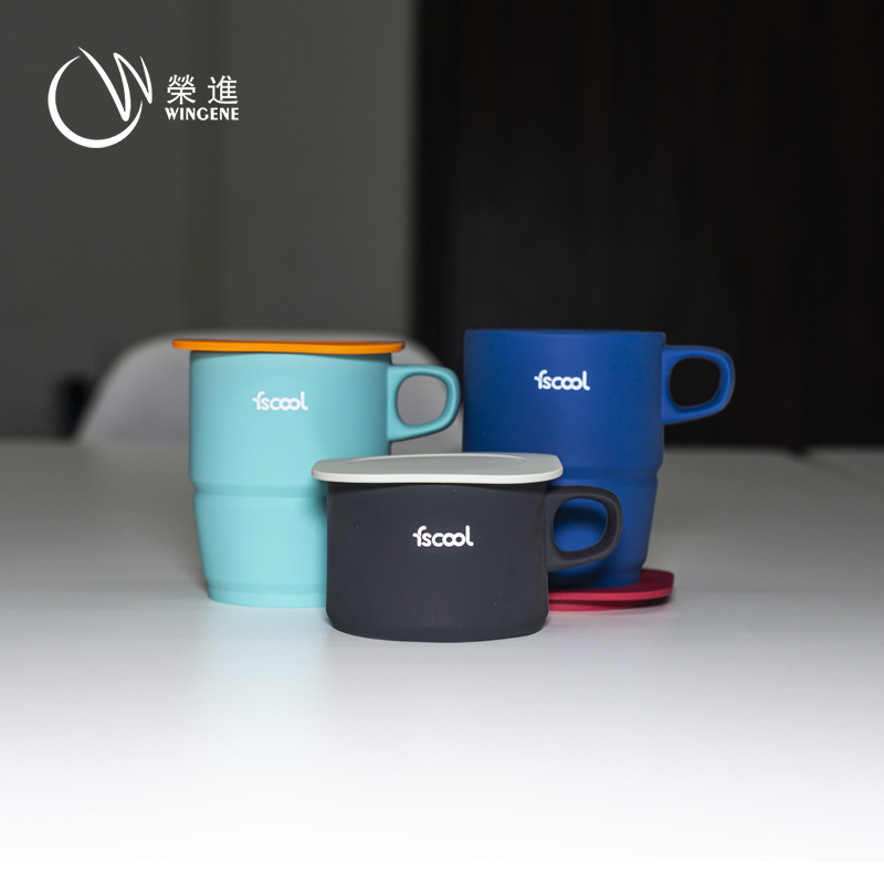 荣进折叠马克杯1号:办公室便携硅胶折叠马克杯_户外实用硅胶折叠马克杯