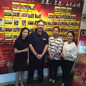 美国某客户通过香港礼品展会对“wingenes”新款硅胶咖啡杯很喜欢